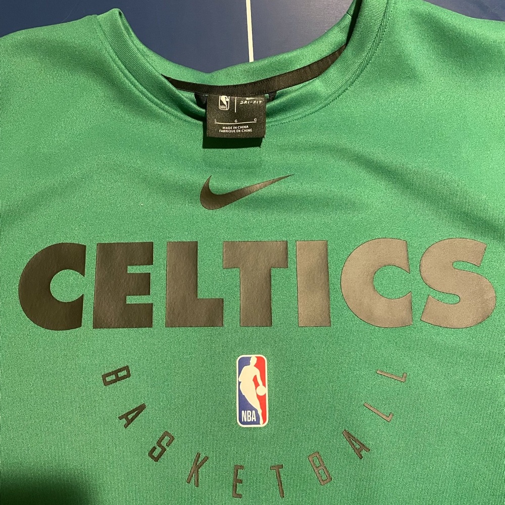 Nike pro celtics athletic warm up crew neck